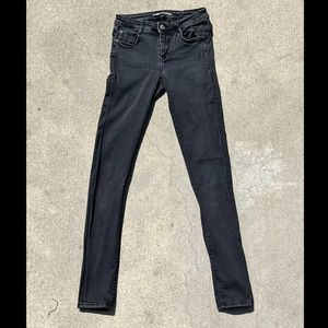 Zara Faded Black Stretchy Jeans - About Size 25